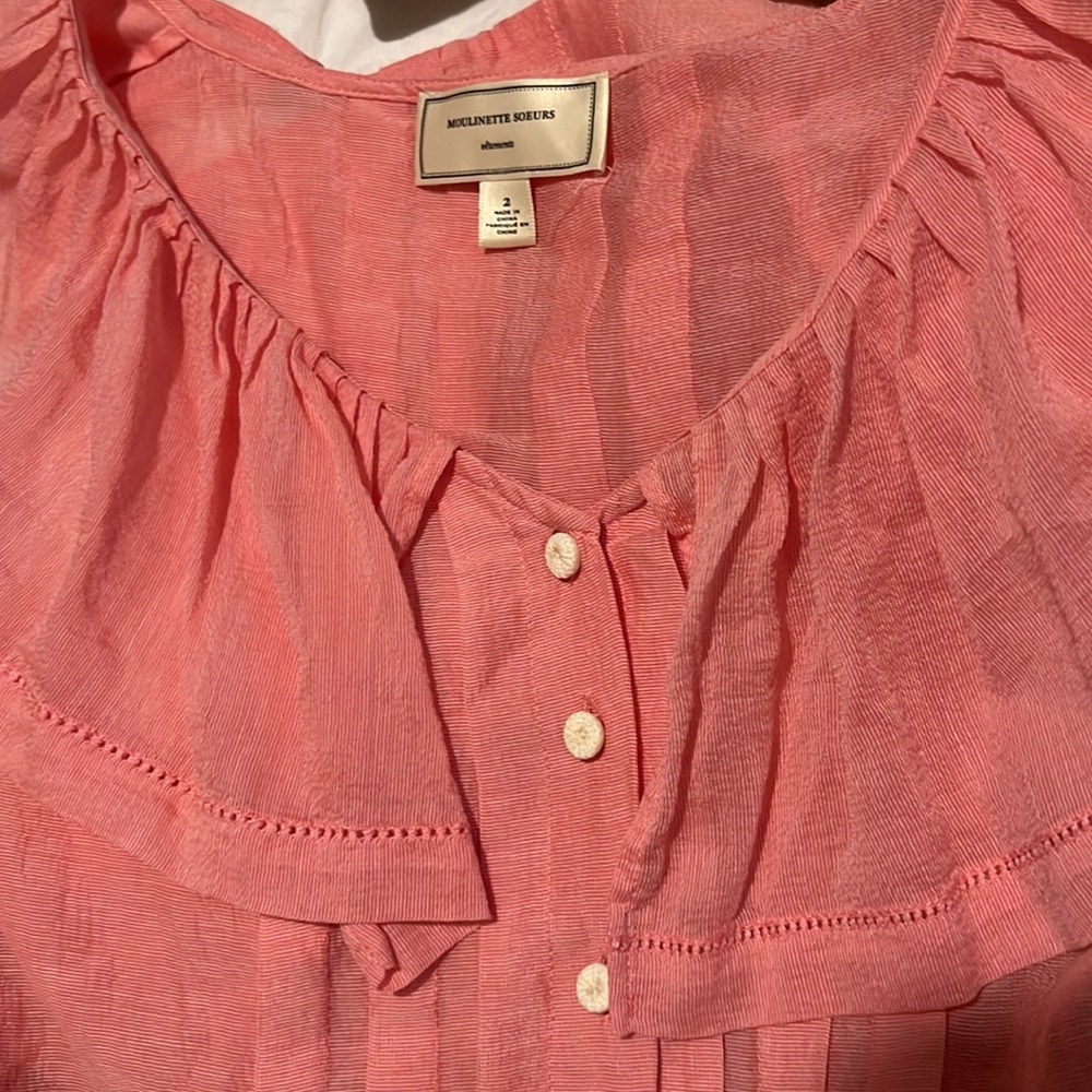 LIKE NEW ANTHROPOLOGIE ruffle silk top✨✨ - Picture 2 of 3